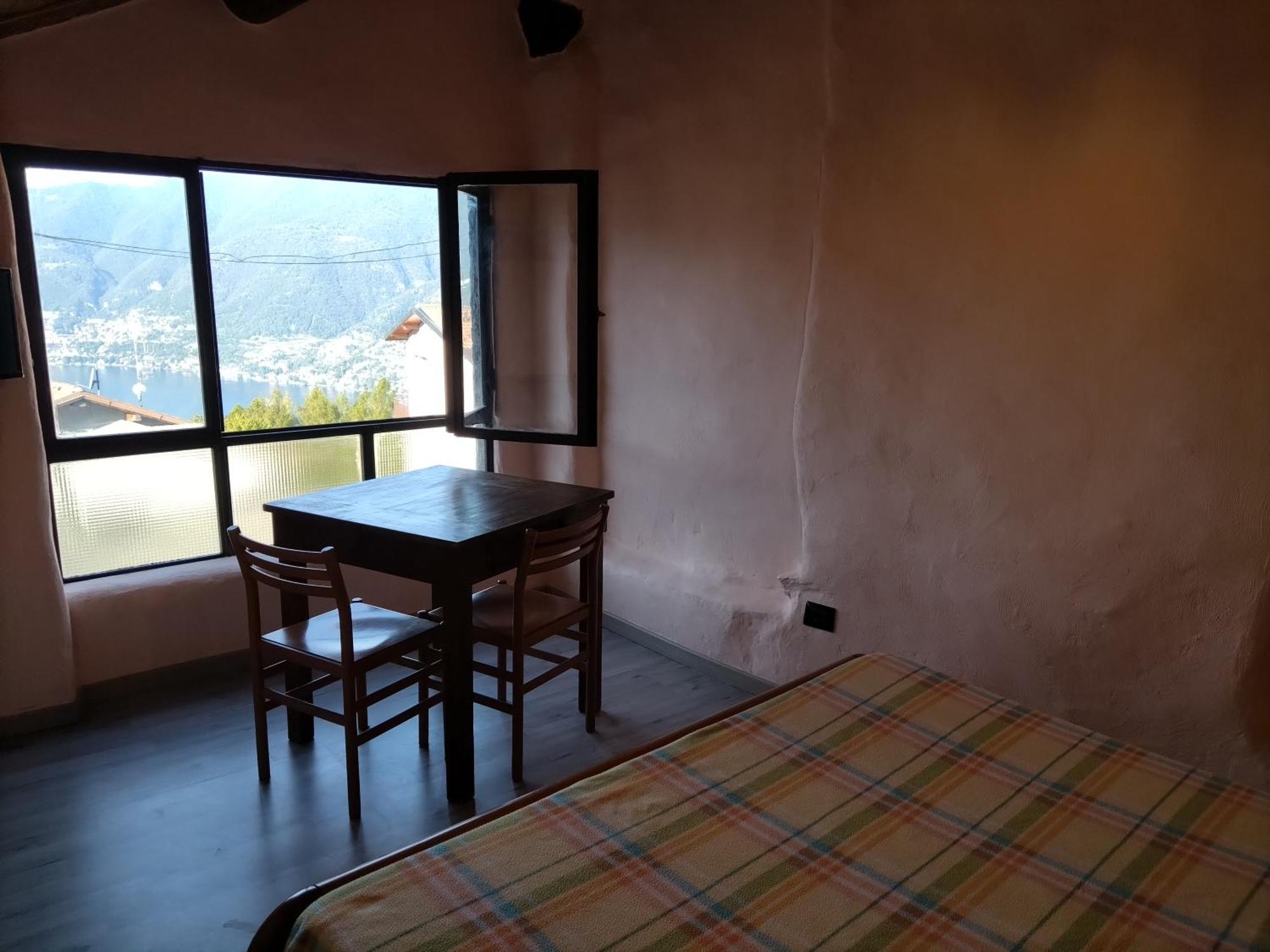 Casa Tarcisio Bed & Breakfast Faggeto Lario Exterior photo